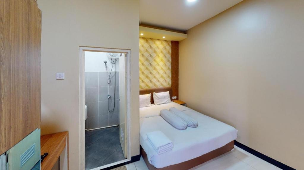 Merr 57 Hotel Surabaya