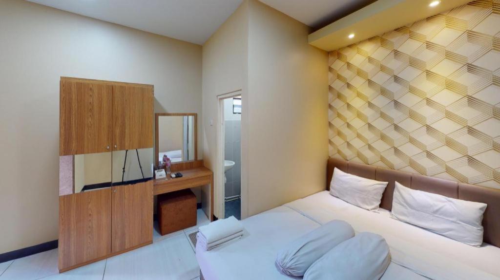 Merr 57 Hotel Surabaya